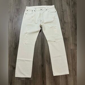 Levi's Off-White with Distressed Jeans
